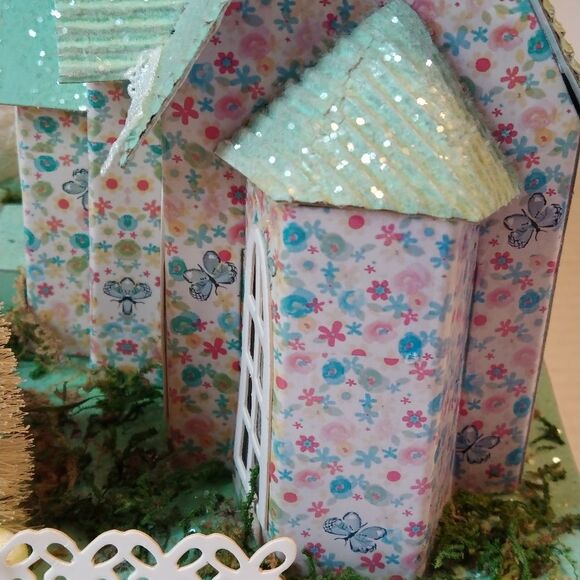 Pier 1 Spring Mint LED Chapel - Picture 9 of 14